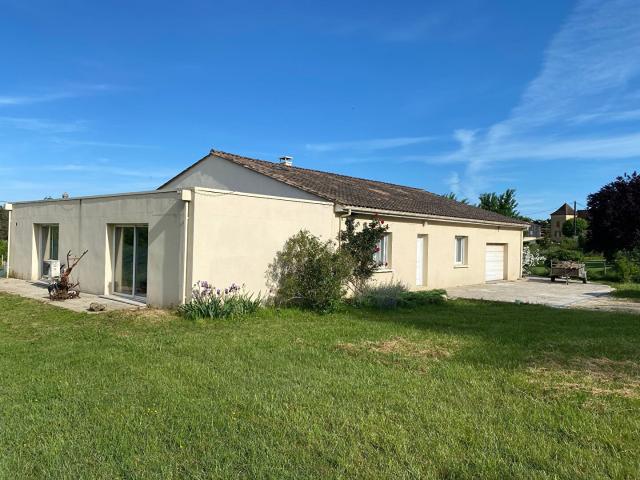 Maison Lalinde 8 pièce s 217 m2, Piscine intérieur et Spa 217m² Lalinde