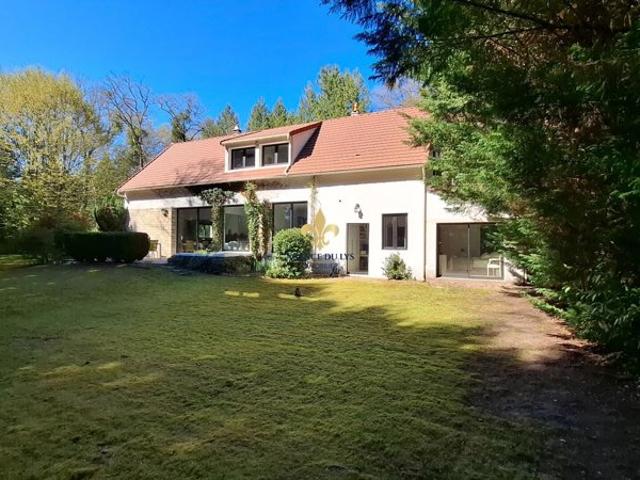 MAISON LAMORLAYE LAMORLAYE 8 pièce s 167 m2