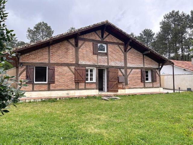 Maison Landaise au Calme avec Grand Terrain Piscinable à 15 min