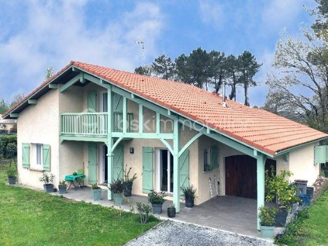 Maison landaise sans travaux, toute rénovée avec piscine et jard