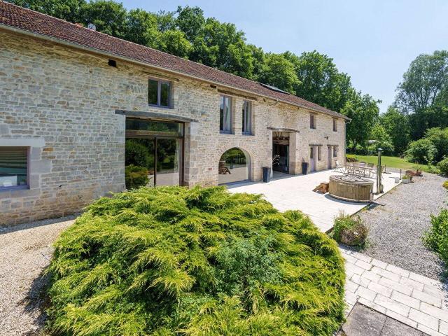 Maison Lanques Sur Rognon 8 pièce s 455m2