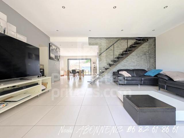 Maison Le Gua 8 pièce s 270 m2
