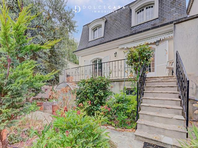 Maison Le Perreux Sur Marne 9 pièces et 5 chambres 200m²