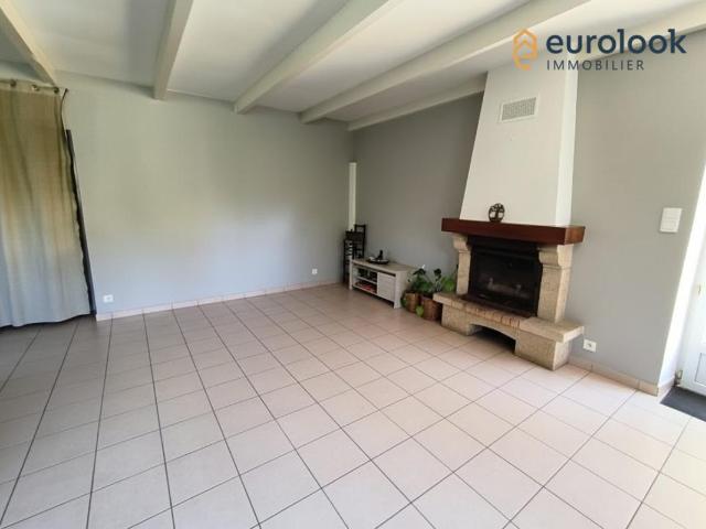 MAISON LE ROC ST ANDRE