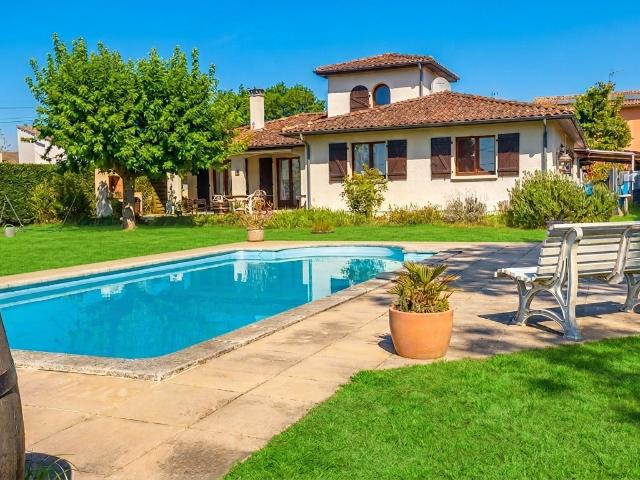 Maison Le Taillan Medoc 154 m2 sur 1000m² de jardin et piscine