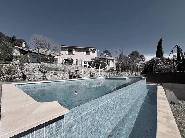 Maison Le Thoronet avec piscine au calme absolu