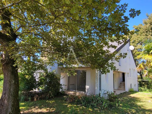 Maison Lescar 7 pièce s 170 m2