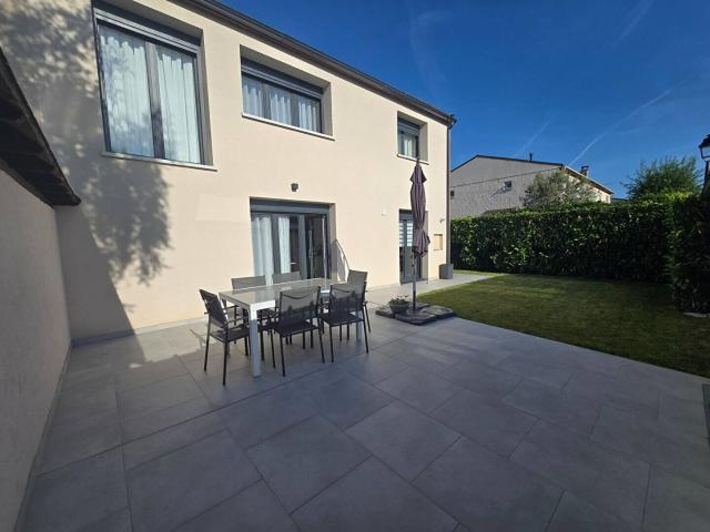 Maison Lesigny 4 pièce s 82 m2