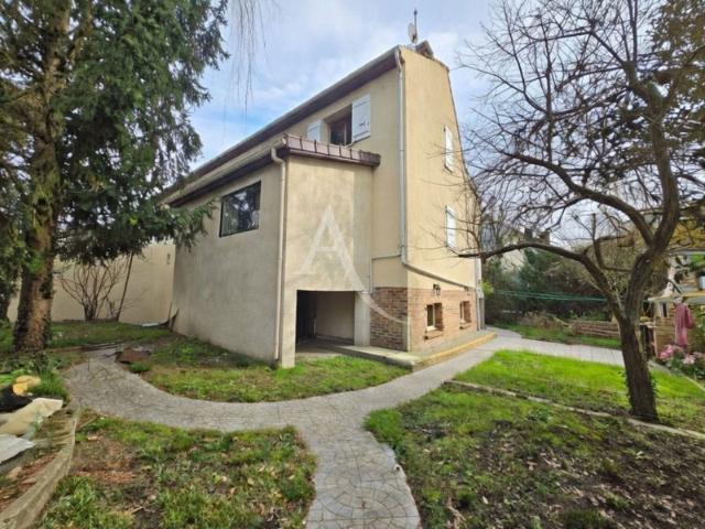 Maison Livry Gargan 5 pièce s 101 m2 Sous Sol total Secteur Recherché