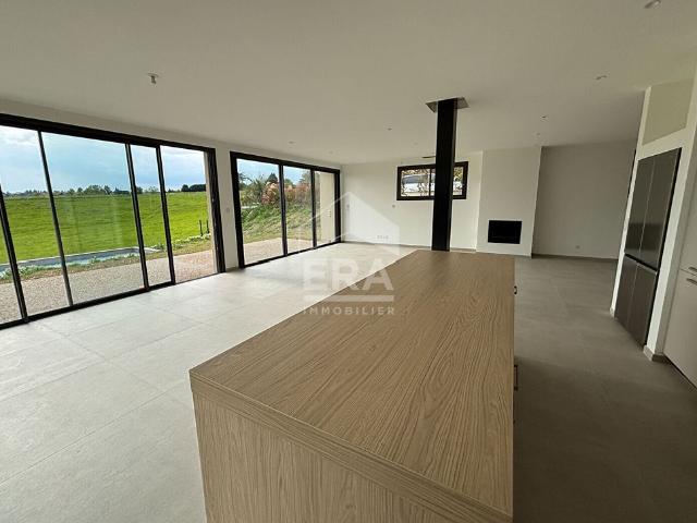 Maison Limonest 5 pièce s 192 m2