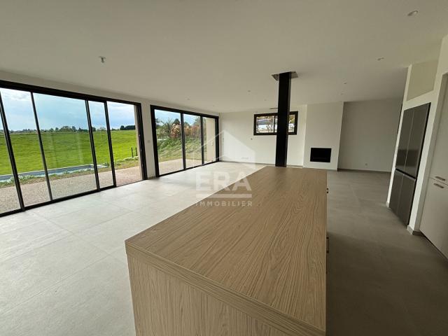 Maison Limonest 5 pièce s 192 m2