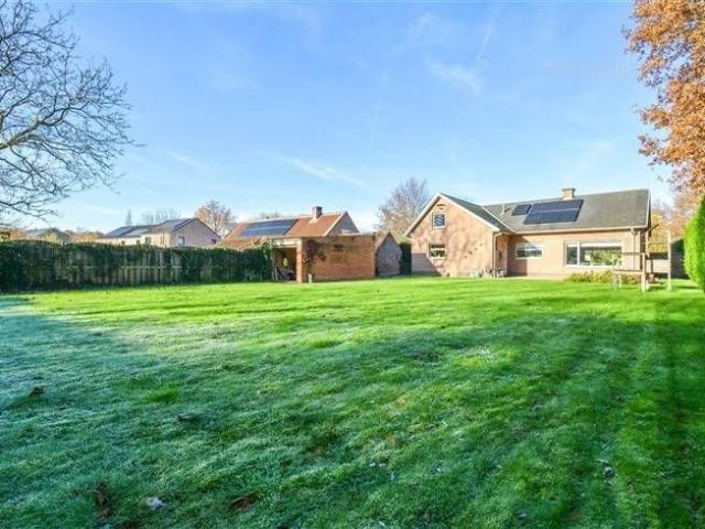 Maison lumineuse avec 2 chambres et possibilités supplémenta