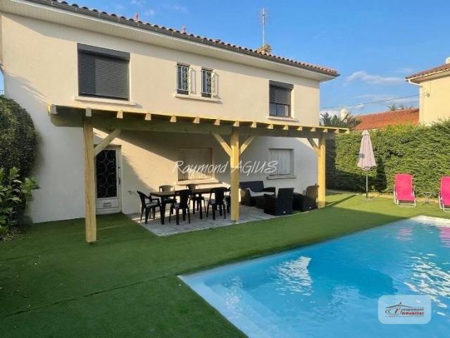 Maison lumineuse de 4 chambres avec piscine dans un quartier. 120m² Pineuilh