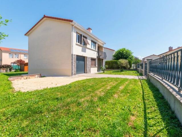 Maison lumineuse de 97 m² avec jardin à Aulnat