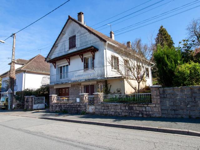 Maison lumineuse, jardin 1300m2 à Guéret
