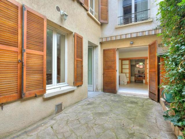 Maison lumineuse 4 pièces avec terrasse à Puteaux