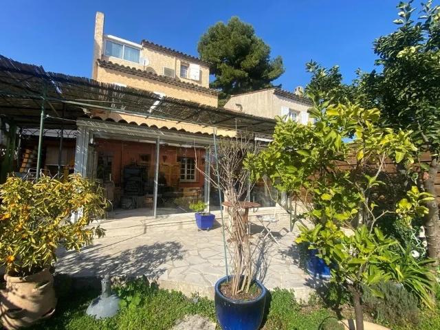 Maison Mougins 5 pièce s 93.53 m2