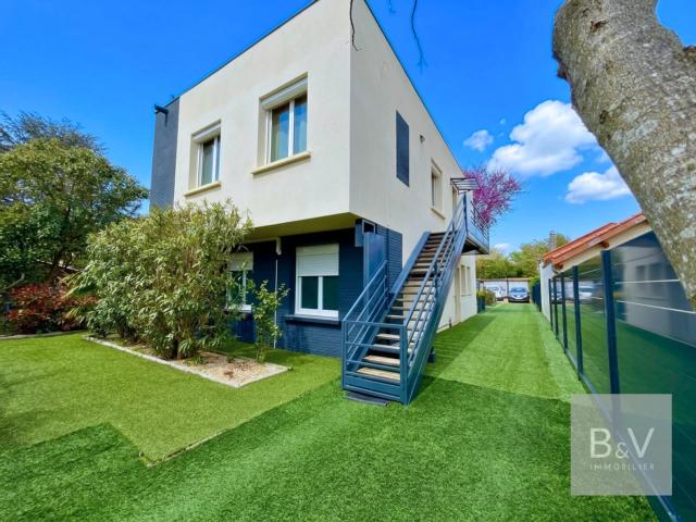 Maison moderne 6 pièces de 147 m²