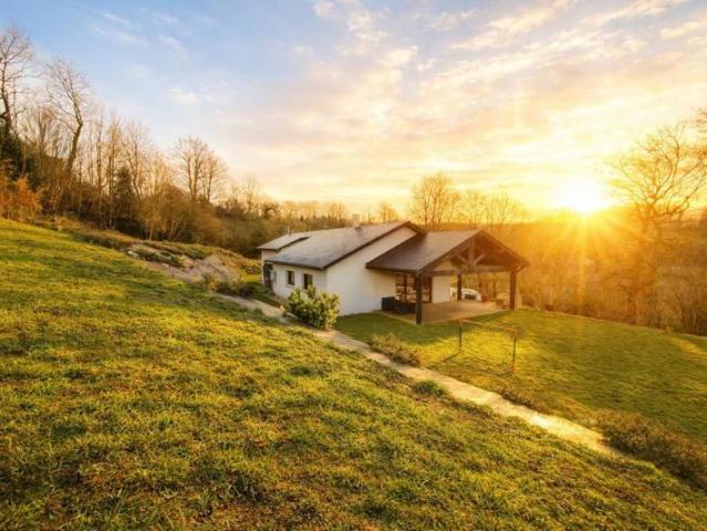 Maison moderne d'exception au coeur de la campagne