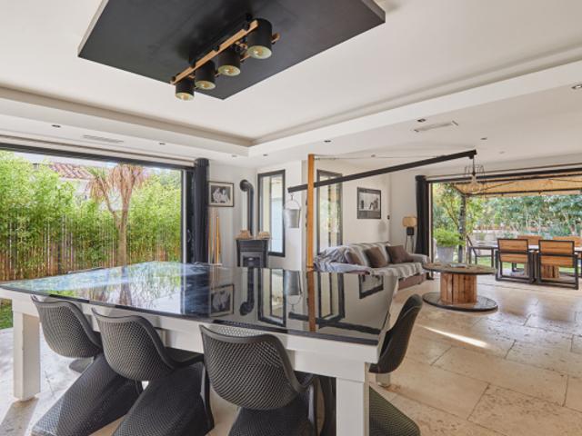 Maison moderne Rognes 6 pièces 170 m2