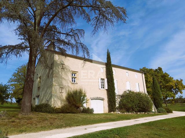 Maison Montcaret 7 pièce s 206 m2