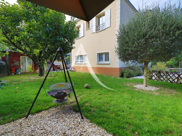 Maison Montesson 7 pièce s 140 m2