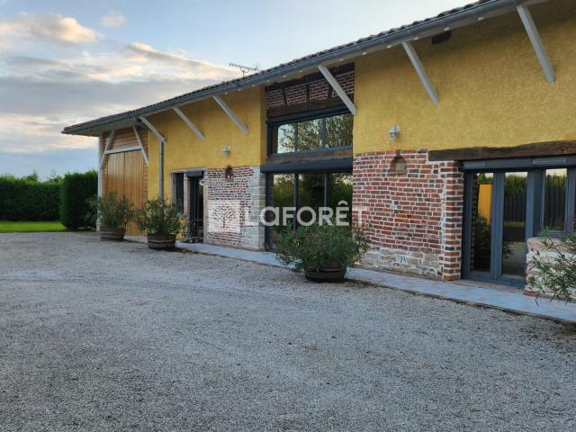Maison Montpont En Bresse 8 pièce s 231m2 231m² Louhans