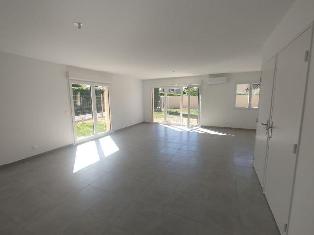 Maison Mallemort 13370 104.4 m²