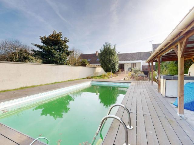 Maison Mandres Les Roses 5 pièce s 131m2 sur 1474 m2 de terrai