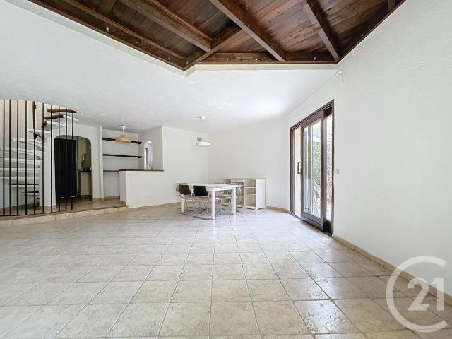 Maison meublée 4 pièces 90 m²