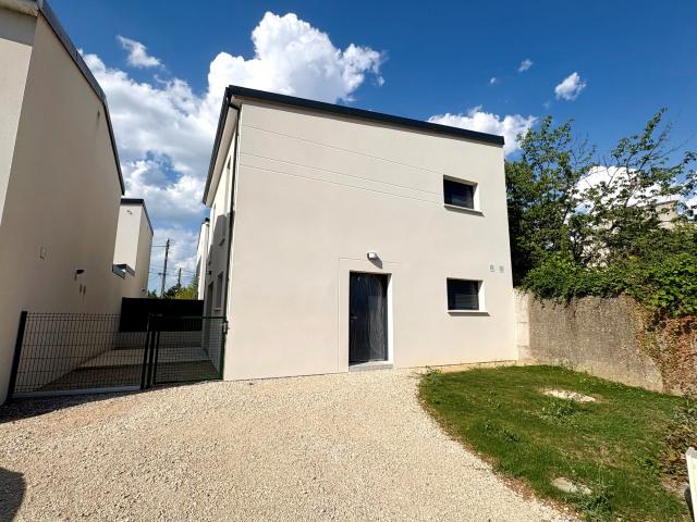 Maison meublée 4 pièces 104 m²