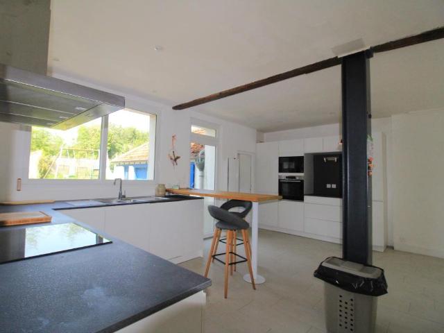 Maison meublée 4 pièces 152 m²