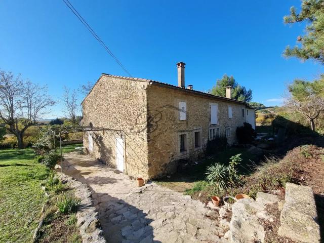 Maison meublée 4 pièces 157 m²