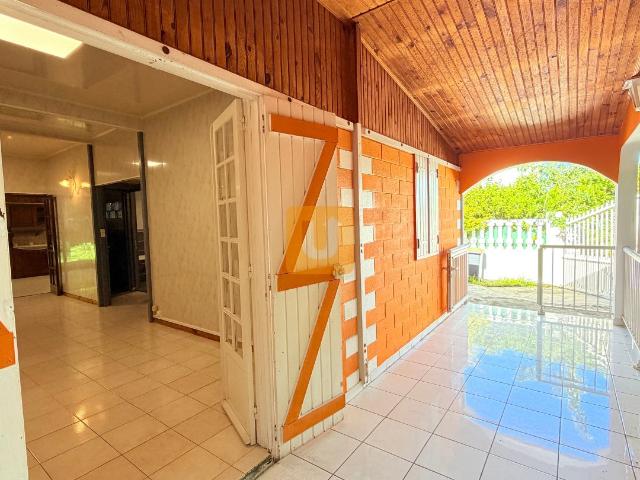 Maison meublée 5 pièces 105 m²