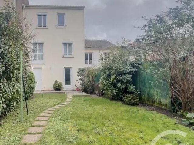 Maison meublée 5 pièces 105 m²