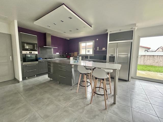 Maison meublée 5 pièces 120 m²