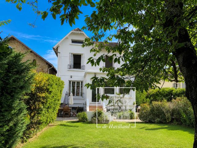 Maison meublée 5 pièces 127 m²