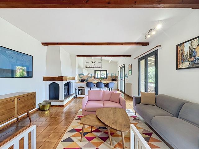 Maison meublée 5 pièces 142 m²