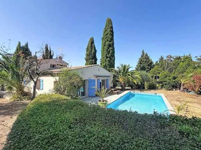Maison meublée 5 pièces 151 m²