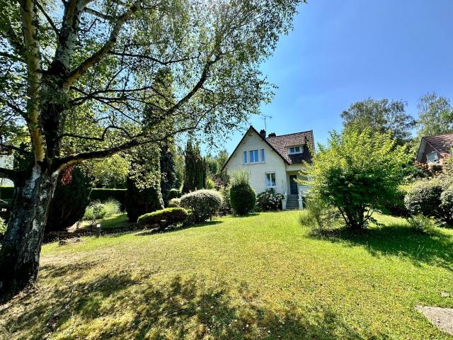 Maison meublée 5 pièces 158 m²