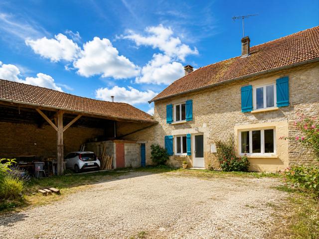 Maison meublée 5 pièces 178 m²