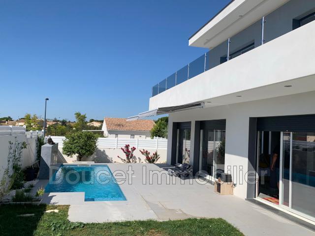 Maison meublée 5 pièces 202 m²