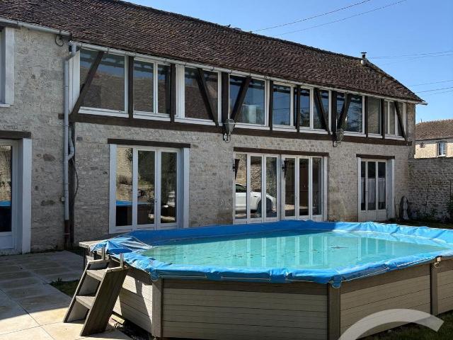 Maison meublée 5 pièces 207 m²