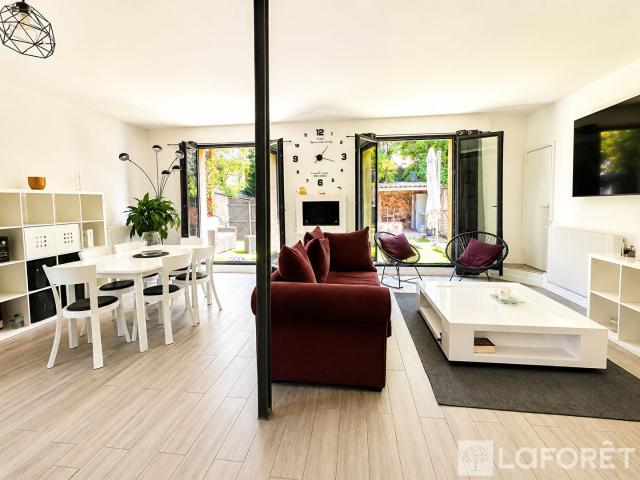 Maison meublée 6 pièces 102 m²