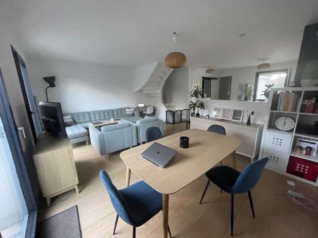 Maison meublée 6 pièces 107 m²