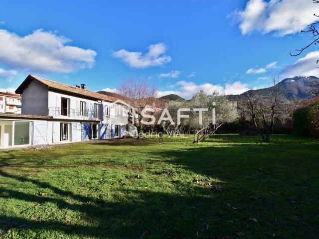 Maison meublée 6 pièces 136 m²