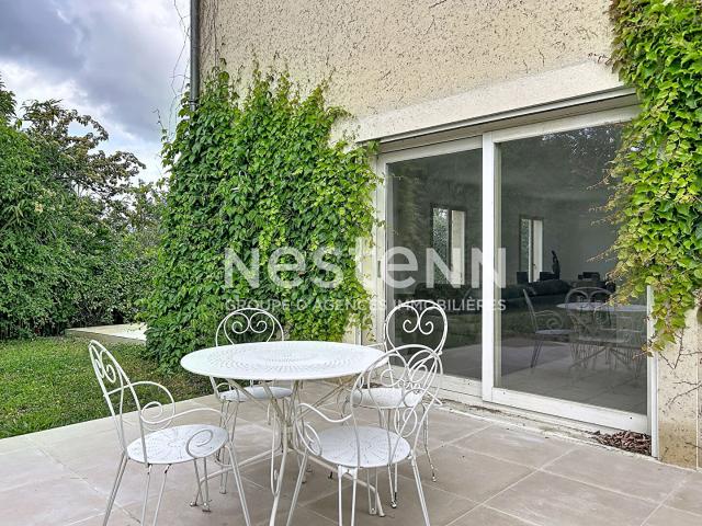 Maison meublée 6 pièces 143 m²