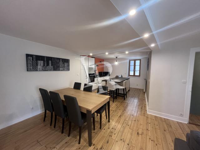 Maison meublée 6 pièces 147 m²
