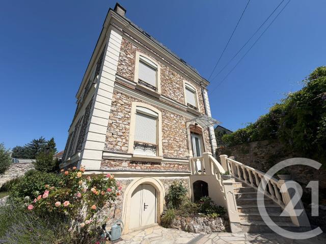 Maison meublée 6 pièces 155 m²