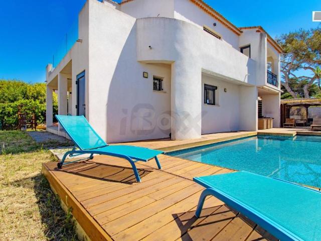 Maison meublée 6 pièces 159 m²